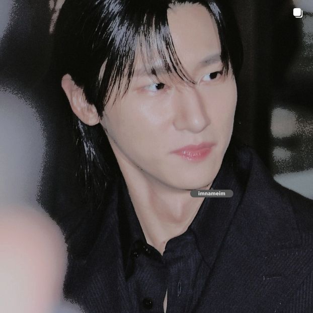 05.04.⠀⠀⠀ ✦ ꯭໋ 熱 t̟e̟n̟d̟e̟r̟♡uoᴉʇɔǝɟɟɐ. ̵ׄ ❵ - Mirrored Blind Playin