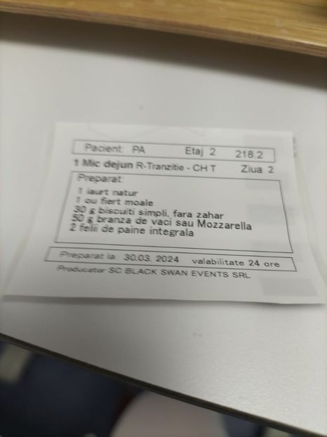 Primul mic dejun în 30 mart - 2023 mart-april Operatie cu Robotul DA VINCII