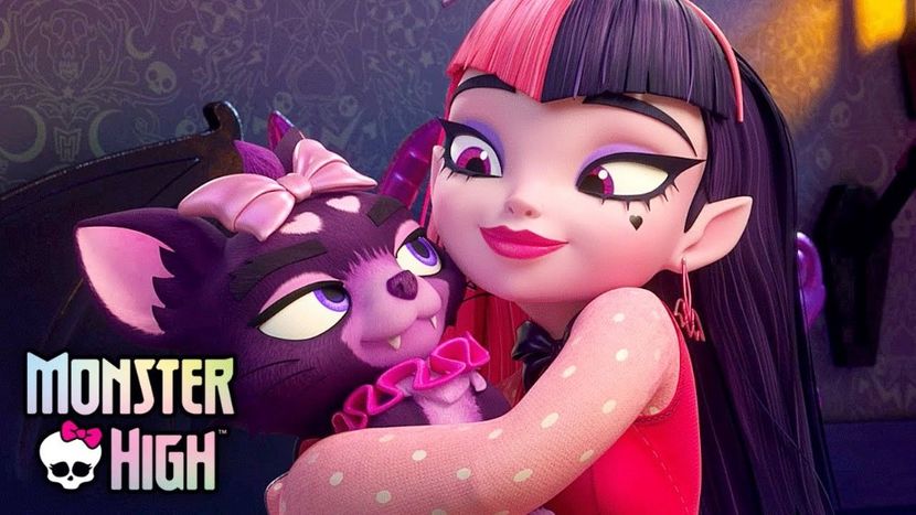 Draculaura. - Alege fata din desene animate preferata