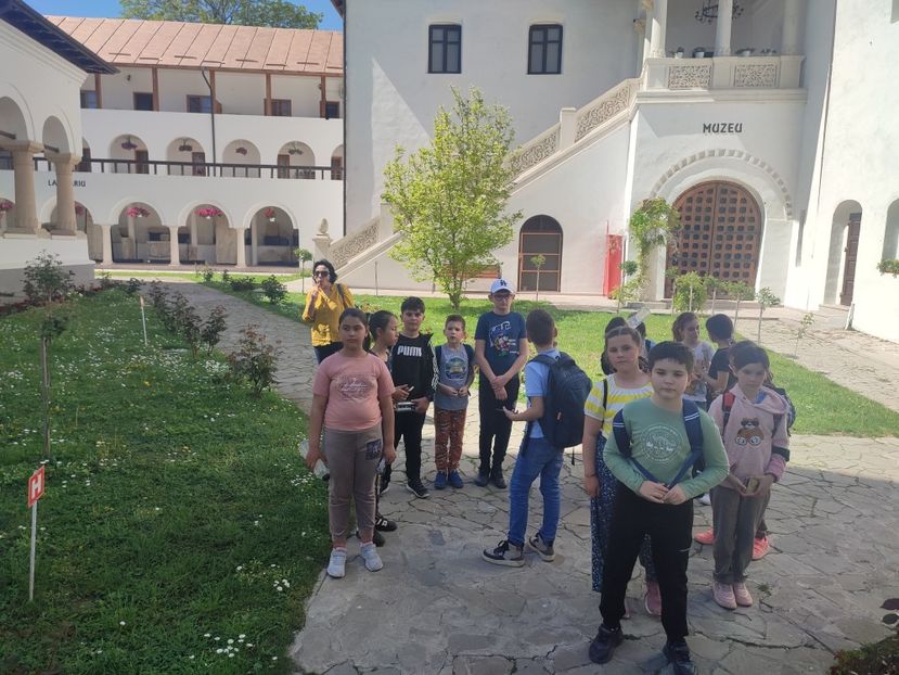  - 2024 - excursie 11 aprilie