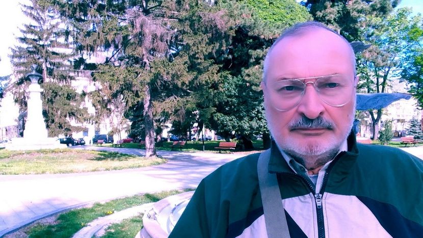 20240409_092754 Lângă monumentul Împăratului Traian - 2024 APRILIE - BRAILA