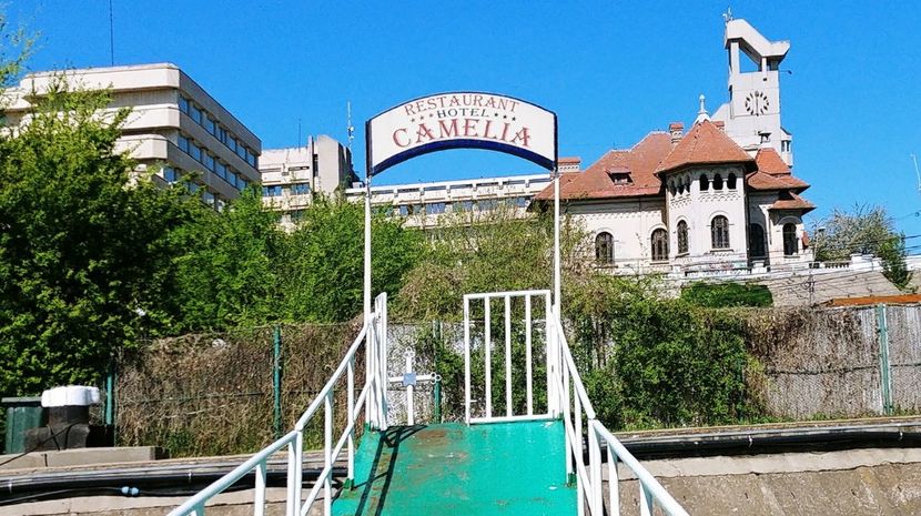 20240409_113200 Hotel, 140 lei pe zi cabina - 2024 APRILIE - BRAILA