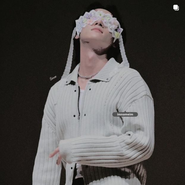 13.04.⠀⠀⠀ ✦ ꯭໋ 熱 t̟e̟n̟d̟e̟r̟♡uoᴉʇɔǝɟɟɐ. ̵ׄ ❵ - Mirrored Blind Playin