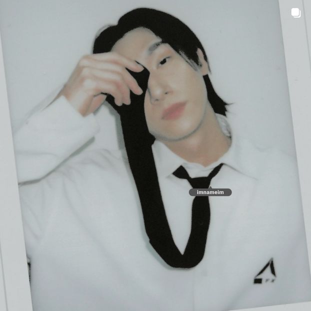 24.04.⠀⠀⠀ ✦ ꯭໋ 熱 t̟e̟n̟d̟e̟r̟♡uoᴉʇɔǝɟɟɐ. ̵ׄ ❵ - Mirrored Blind Playin