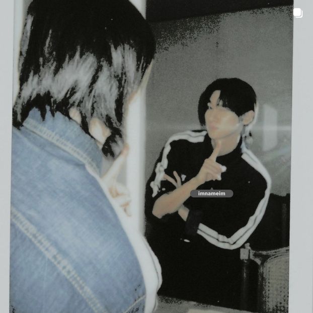 28.04.⠀⠀⠀ ✦ ꯭໋ 熱 t̟e̟n̟d̟e̟r̟♡uoᴉʇɔǝɟɟɐ. ̵ׄ ❵ - Mirrored Blind Playin