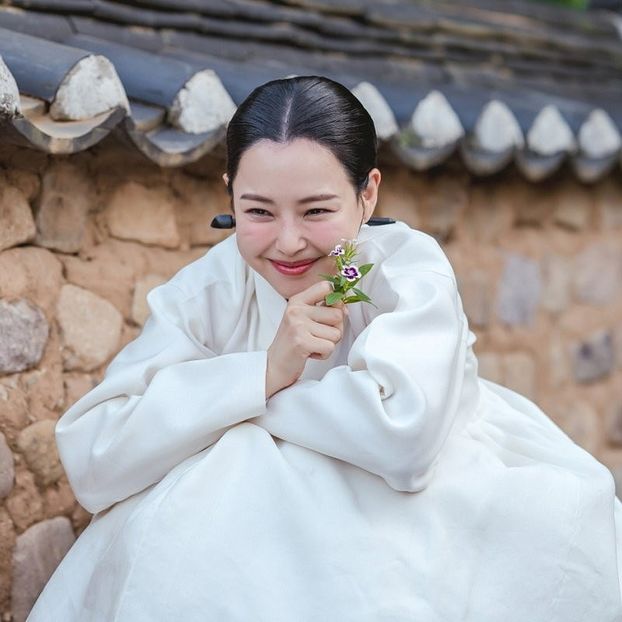 in Knight flower - Dramas Winners and Popularity Award