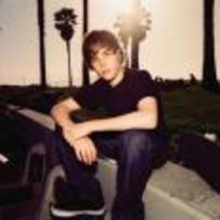 Justin_Bieber_1265464218_1 - JUSTIN BIEBER