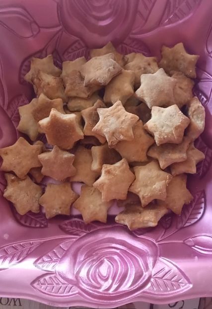 Biscuiti stelute cu banane - Retete 2