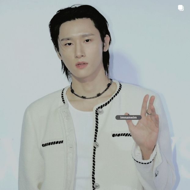 07.05.⠀⠀⠀ ✦ ꯭໋ 熱 t̟e̟n̟d̟e̟r̟♡uoᴉʇɔǝɟɟɐ. ̵ׄ ❵ - Mirrored Blind Playin