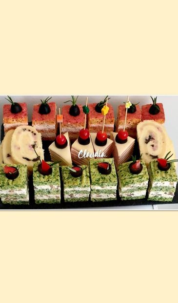 InCollage_20230318_214519425 - 1Dulciuri - aperitive -