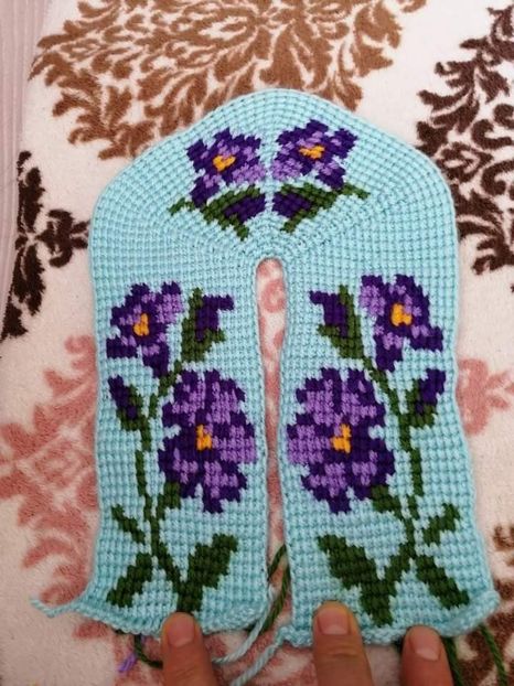  - Modele de botosi tricotati