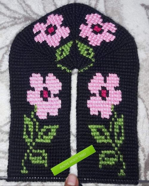  - Modele de botosi tricotati