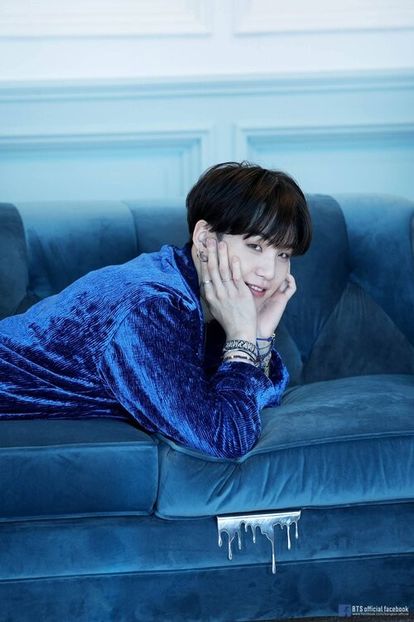 bts (31) - Bts B E