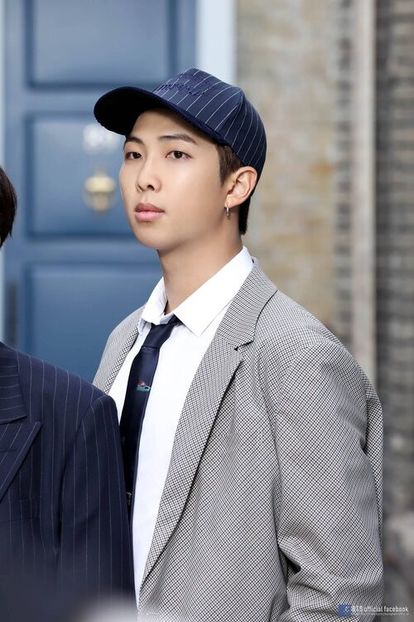 bts (33) - Bts B E
