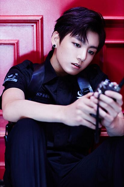 bts (45) - The Most Beautiful Moment in Life PT 1