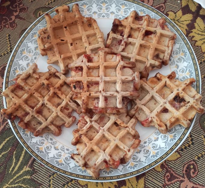 Vafe cu capsuni si ciocolata - Retete 2