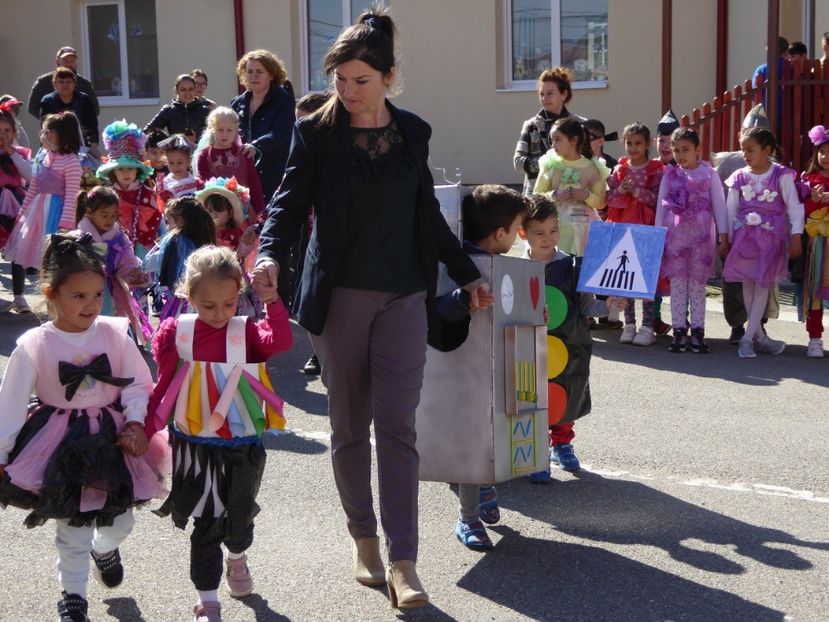 P1180264 - Caravana Reciclarii Creative