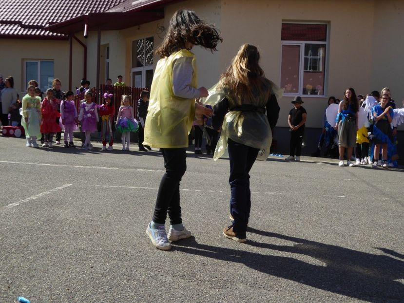 P1180280 - Caravana Reciclarii Creative