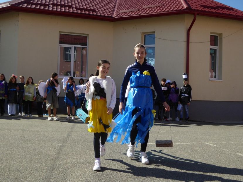 P1180283 - Caravana Reciclarii Creative