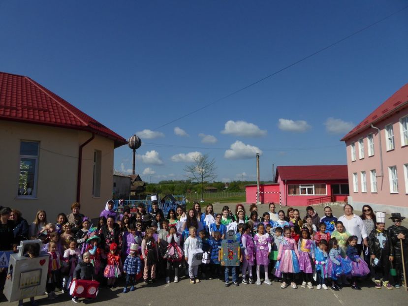 P1180294 - Caravana Reciclarii Creative