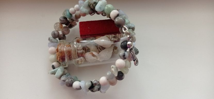  - Brățări pe sarma cu memorie