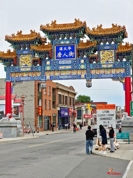 Chinatown Gate in Ottawa, ON - OTTAWA -- CANADA