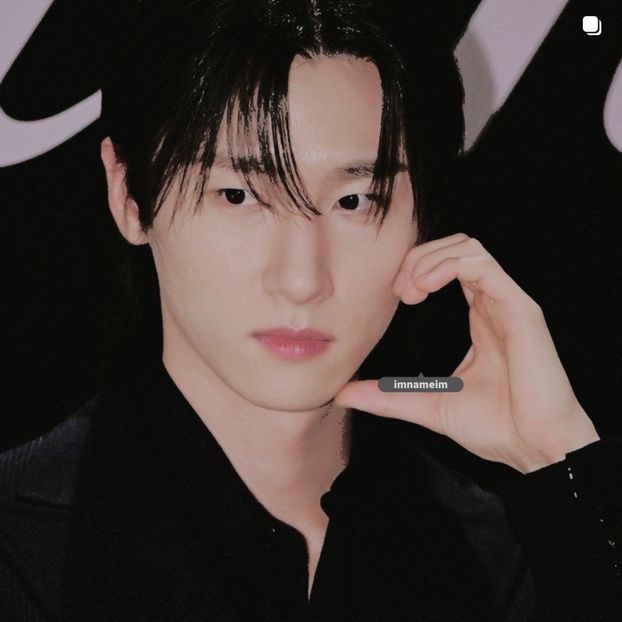 09.06.⠀⠀⠀ ✦ ꯭໋ 熱 t̟e̟n̟d̟e̟r̟♡uoᴉʇɔǝɟɟɐ. ̵ׄ ❵ - Mirrored Blind Playin