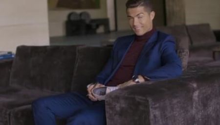 M-a chemat Derek pe scandal la Ezra acasa sa ne ducem cu topoare sa îl speriem. Cica ar fi sarutat-o - episodul 83