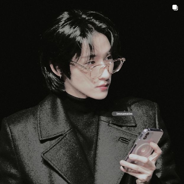 13.06.⠀⠀⠀ ✦ ꯭໋ 熱 t̟e̟n̟d̟e̟r̟♡uoᴉʇɔǝɟɟɐ. ̵ׄ ❵ - Mirrored Blind Playin