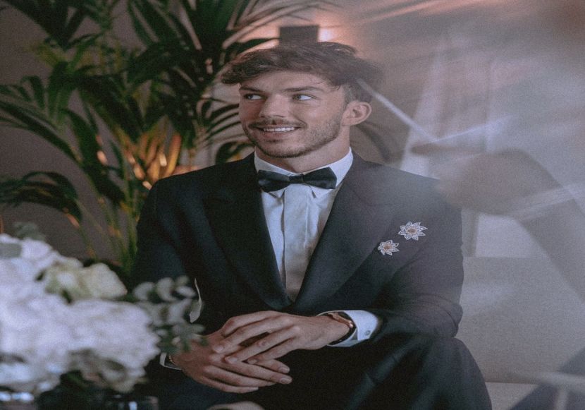 ◊ infinite2habit got Pierre Gasly ◊ - i d like a cheeseburger please large fries and a Cosmo - CB