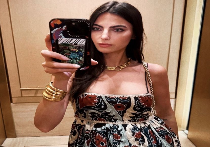 ♥ beourpower got Kelly, Max`s gf ♥ - i d like a cheeseburger please large fries and a Cosmo - CB
