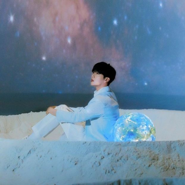  - Hello BTS !