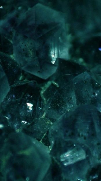  - - 9 - Buna Sunphoto!