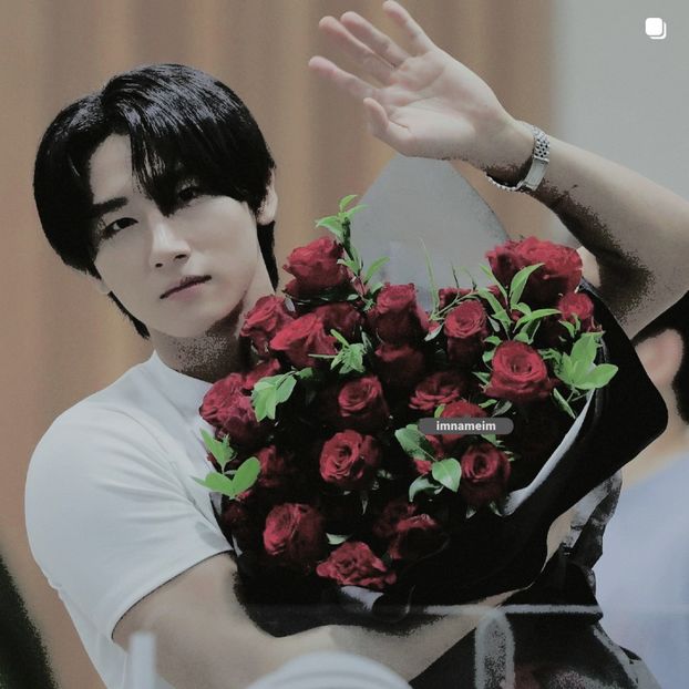 06.07.⠀⠀⠀ ✦ ꯭໋ 熱 t̟e̟n̟d̟e̟r̟♡uoᴉʇɔǝɟɟɐ. ̵ׄ ❵ - Mirrored Blind Playin