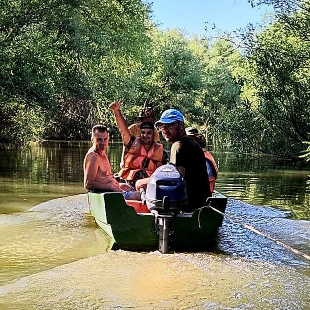  - EU SI PRIETENII MEI