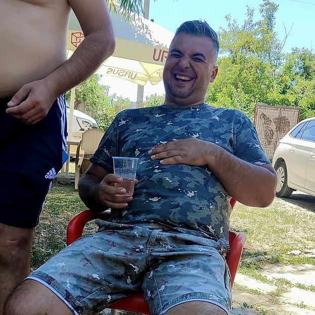  - EU SI PRIETENII MEI