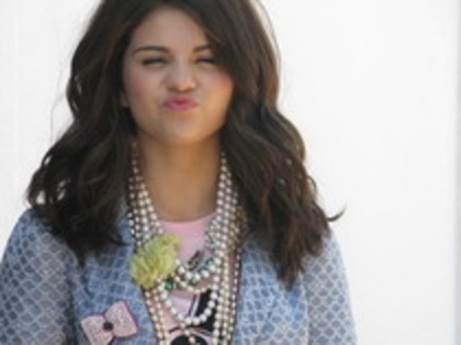 11591837_NAOXJXGKW - 0000    selena    0000 supercool