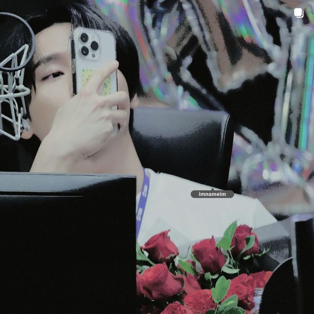 12.07.⠀⠀⠀ ✦ ꯭໋ 熱 t̟e̟n̟d̟e̟r̟♡uoᴉʇɔǝɟɟɐ. ̵ׄ ❵ - Mirrored Blind Playin