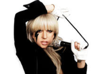 11340305_RPPBIMHOV - lady gaga 2 supergirl