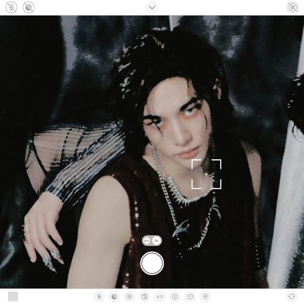 ⸙ .ೃ 16.07 　　 　⁞ ❏. elvis drew — colors. - Fragments of Deceit