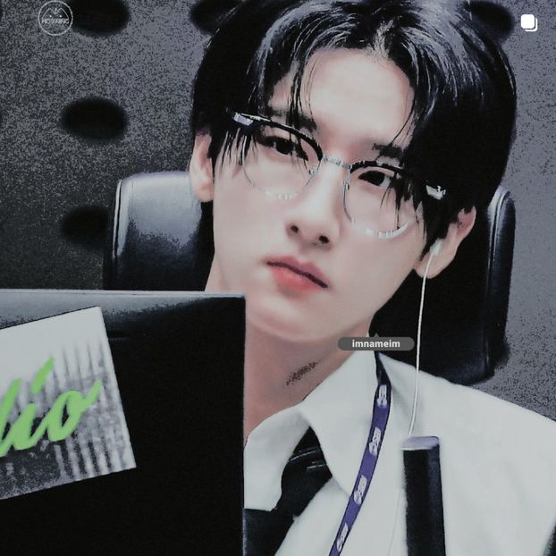 19.07.⠀⠀⠀ ✦ ꯭໋ 熱 t̟e̟n̟d̟e̟r̟♡uoᴉʇɔǝɟɟɐ. ̵ׄ ❵ - Mirrored Blind Playin