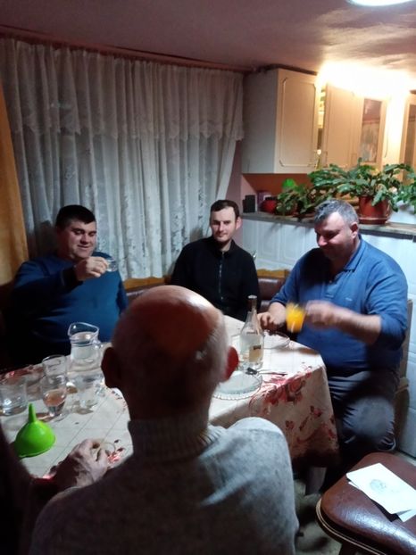  - De pretutindeni