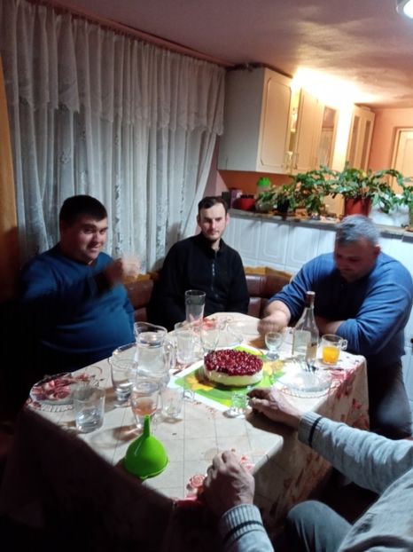  - De pretutindeni