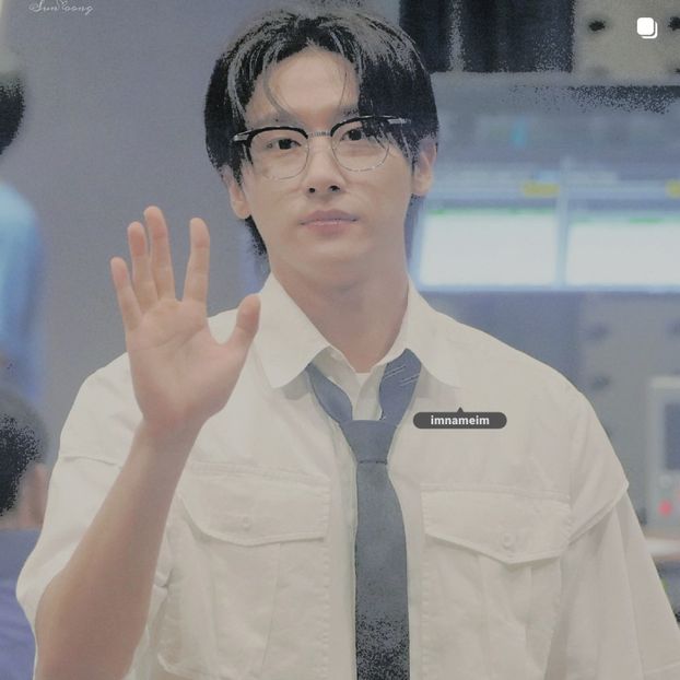 23.07.⠀⠀⠀ ✦ ꯭໋ 熱 t̟e̟n̟d̟e̟r̟♡uoᴉʇɔǝɟɟɐ. ̵ׄ ❵ - Mirrored Blind Playin
