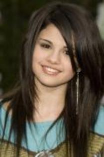 Selena Gomezzzz - Selena Gomez