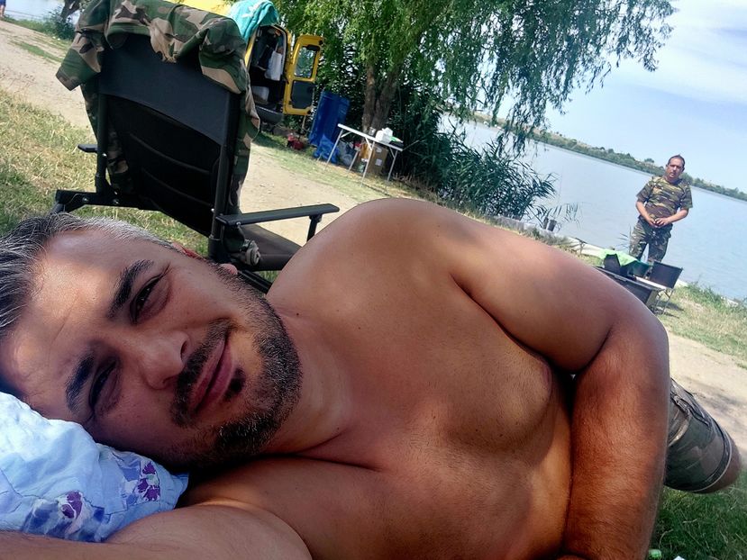  - EU SI PRIETENII MEI