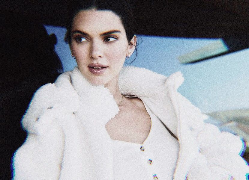 ༆3Aug،24=͟͟͞♡　　·◊· E̮x̮t̮r̮a̮: ᖽᐸendall ‹AloYoga, Outerwear Campaign, 2021. - flowers of fire blossom in me