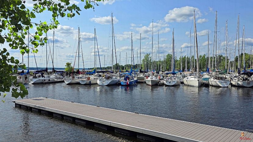 Marina Gatineau 5, QC - D - CARS - BIKES - BOATS