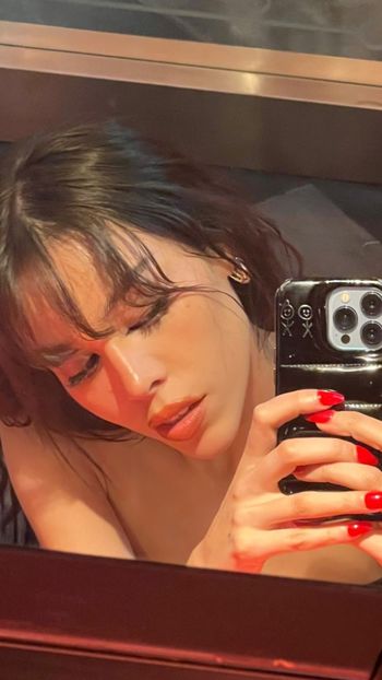 danna_1719318918409 - no necesita a nadie para amar