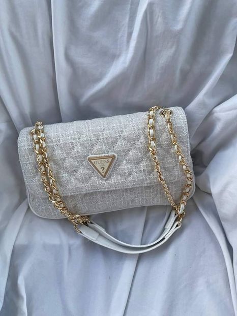  - Guess textil
